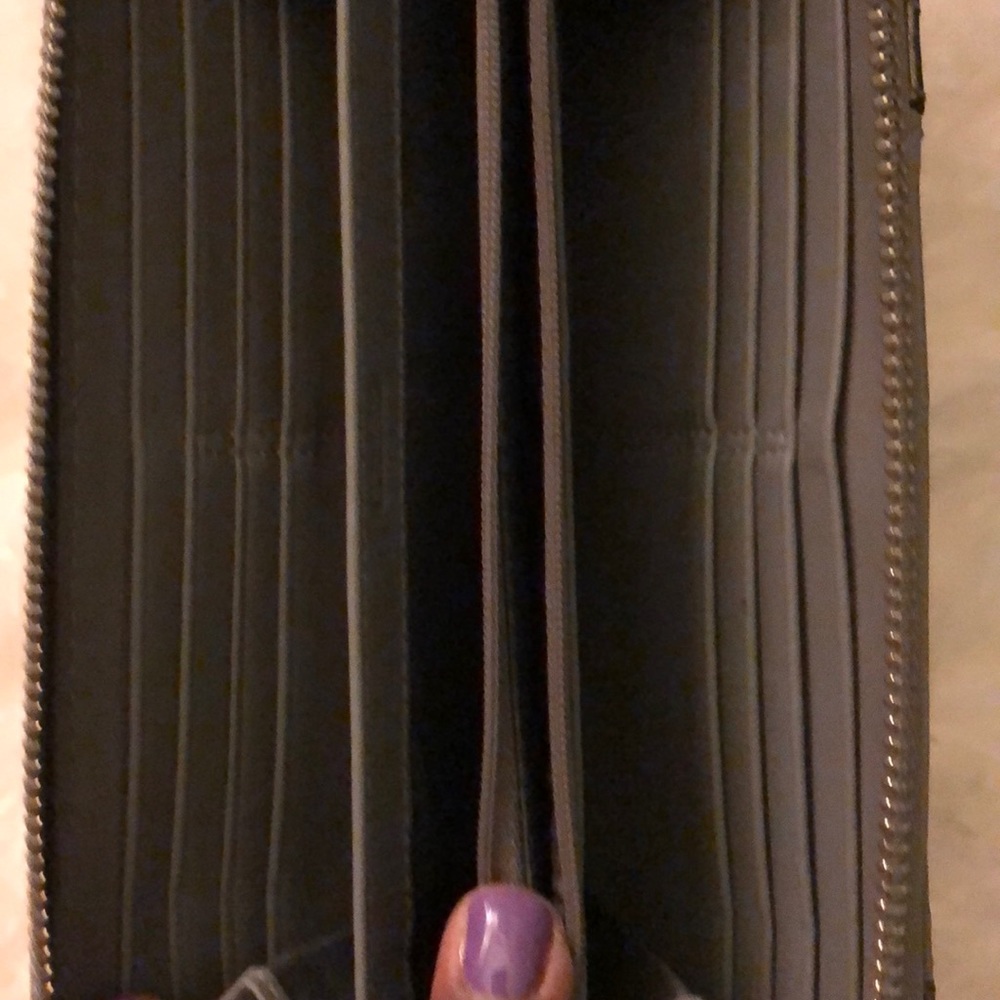 Wallet/CHECKBOOK HOLDER - Picture 5 of 5